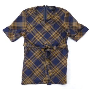 Pendleton Woolen Mills Women's Navy and Gold Blouse Size Small USA